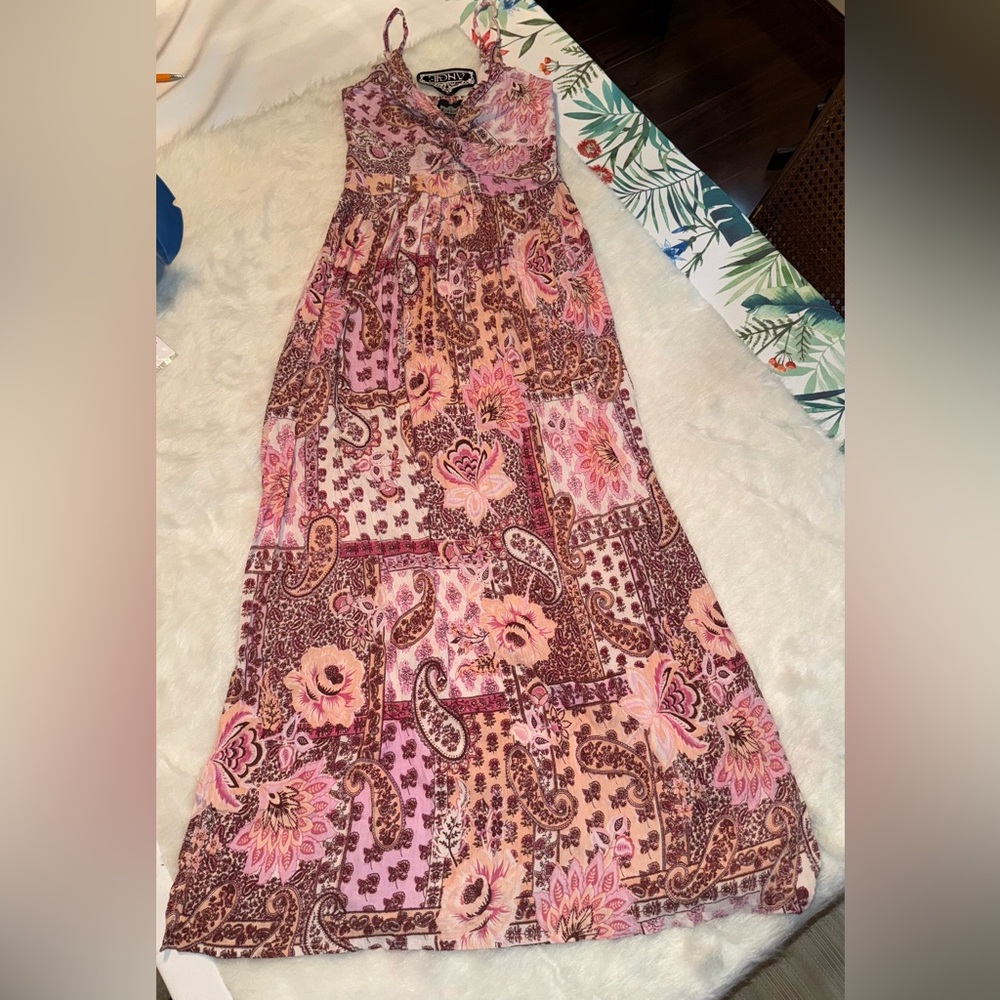 ANGIE TWIST KEYHOLE RAYON DRESS WITH SLITS ON BOTH SIDES Brand new with tags
